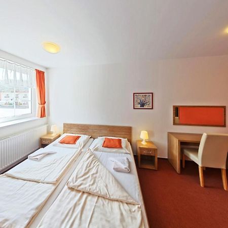 Wellness Hotel Hukvaldy Polopenze A Wellness V Cene Příbor Buitenkant foto