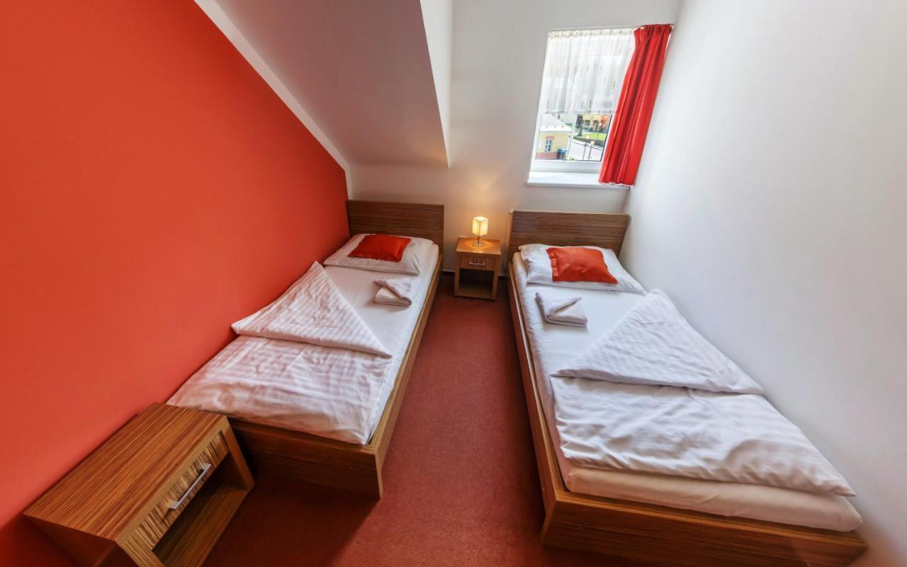 Wellness Hotel Hukvaldy Polopenze A Wellness V Cene Příbor Buitenkant foto